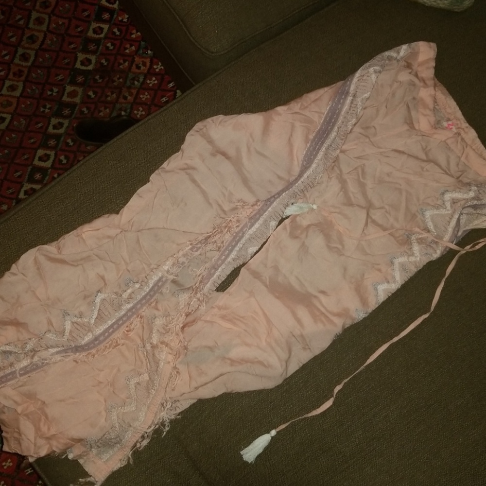 Embroidered pink lightweight pant - size S, NWOT